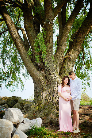 Gina: Maternity Portrait Session at Edgewater Park in Cleveland