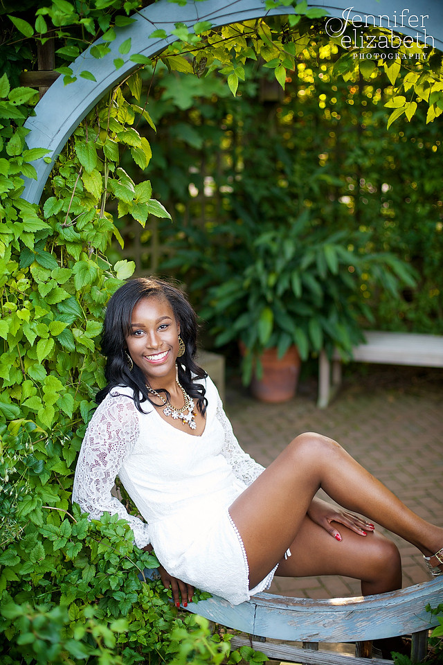 Carly's Senior Portrait Session in Columbus, Ohio