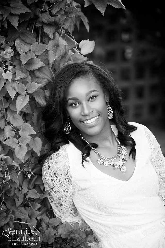 Carly's Senior Portrait Session in Columbus, Ohio