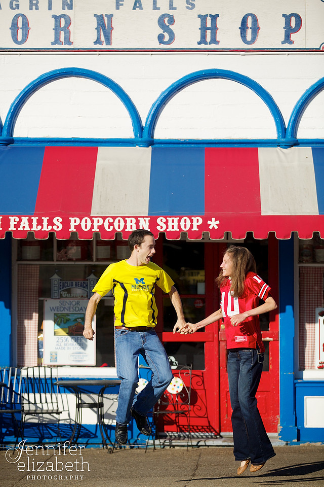 Bethany & Brett: Engagement Session in Chagrin Falls, Ohio