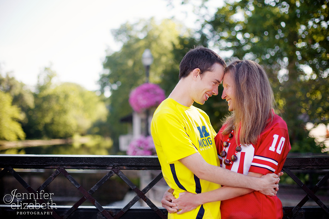 Bethany & Brett: Engagement Session in Chagrin Falls, Ohio