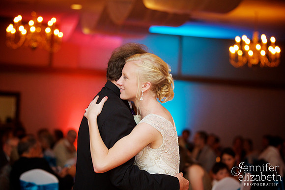 Sandy & Andrew: Wedding in Cleveland, Ohio