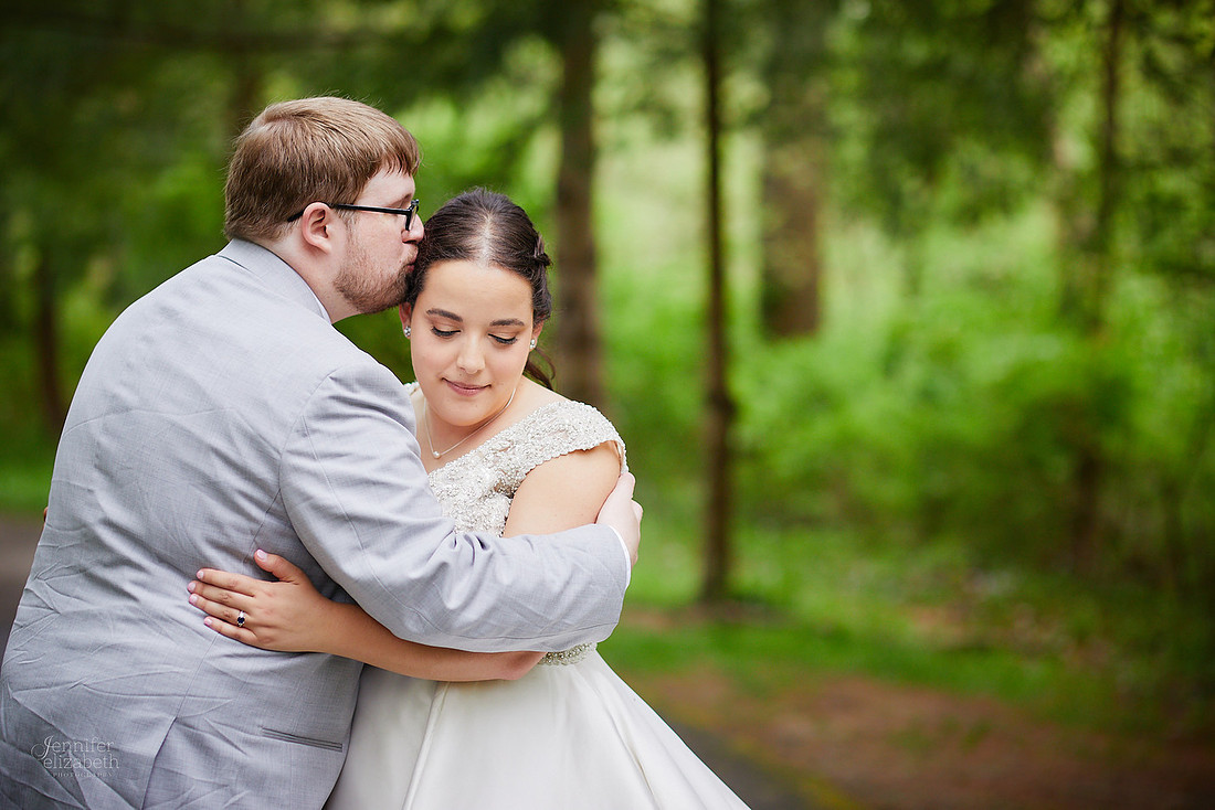 Maia & Ben: Wedding at Gleneagles Golf Club & Events in Twinsburg