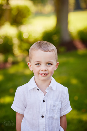 The S Family: Backyard Portrait Session in Solon