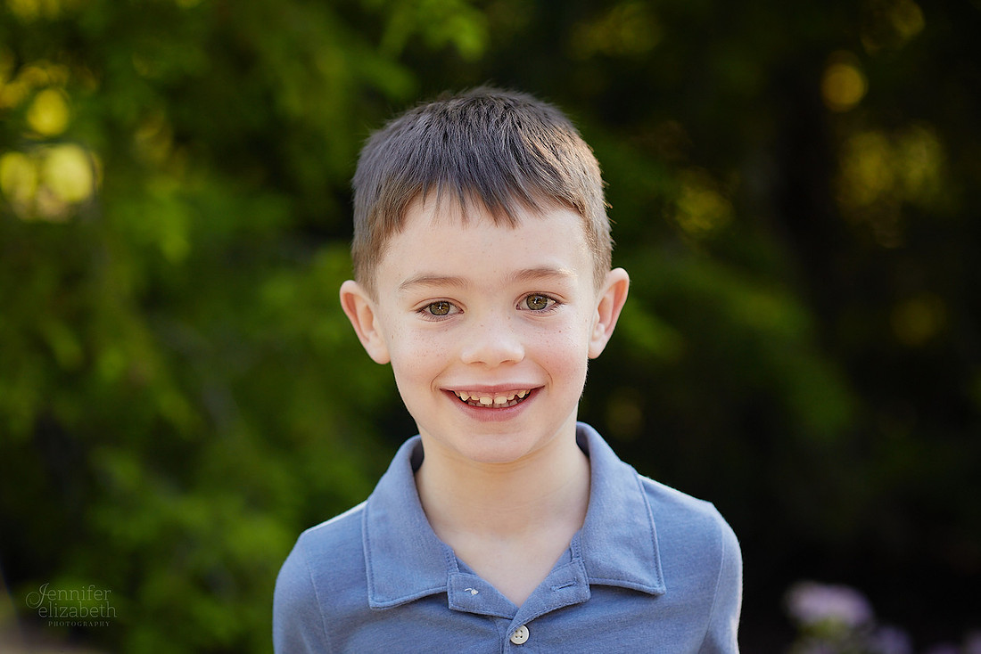 The S Family: Backyard Portrait Session in Solon