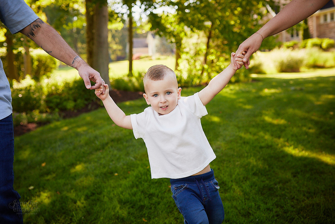 The S Family: Backyard Portrait Session in Solon