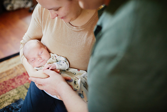 Baby Theodore: Lifestyle Newborn Session in Twinsburg