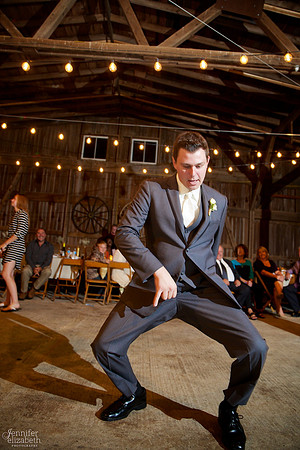 Heather and Luke: Wedding at Pinehill Sauers Farm