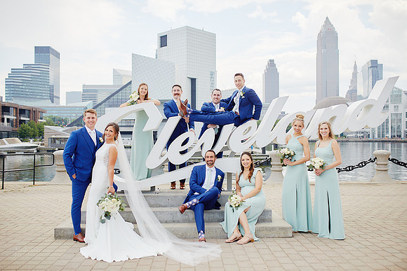 Stephanie & Tom: Wedding at Lago Custom Events at Aloft Cleveland Downtown