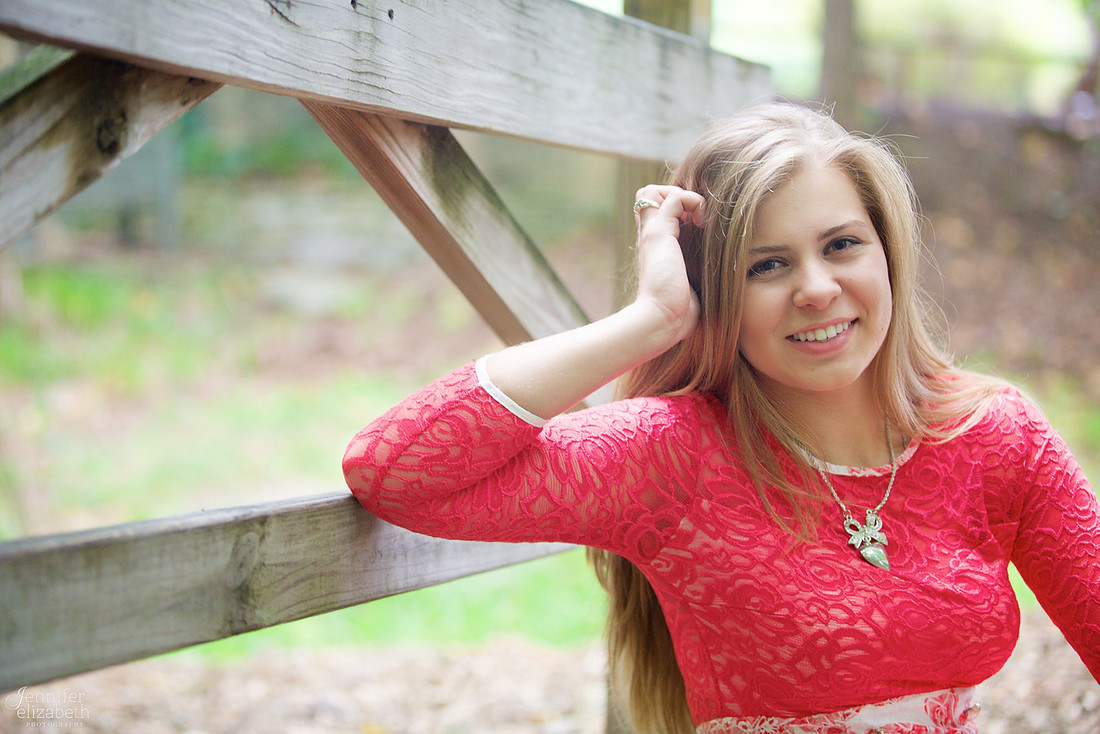 Olesya's Senior Session in Jeffrey Park in Bexley, Ohio