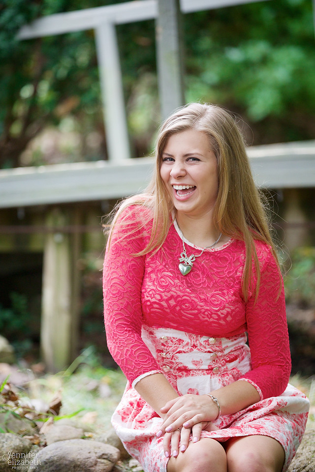 Olesya's Senior Session in Jeffrey Park in Bexley, Ohio