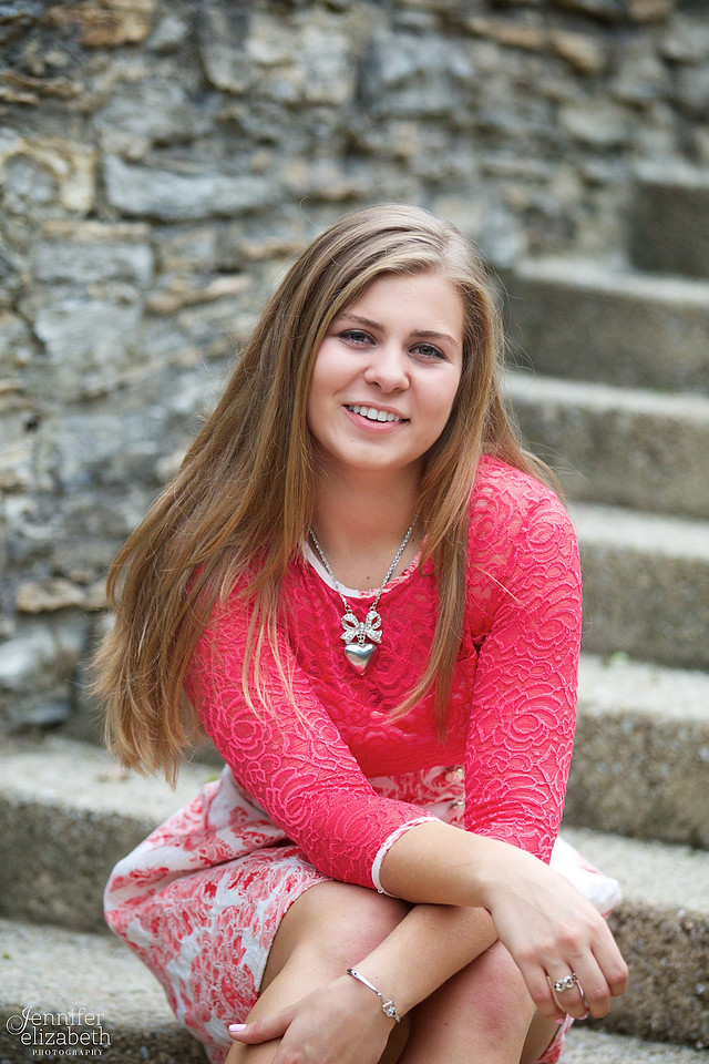 Olesya's Senior Session in Jeffrey Park in Bexley, Ohio