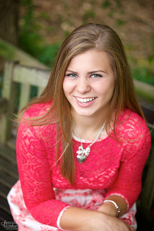 Olesya's Senior Session in Jeffrey Park in Bexley, Ohio