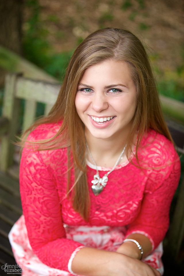 Olesya's Senior Session in Jeffrey Park in Bexley, Ohio