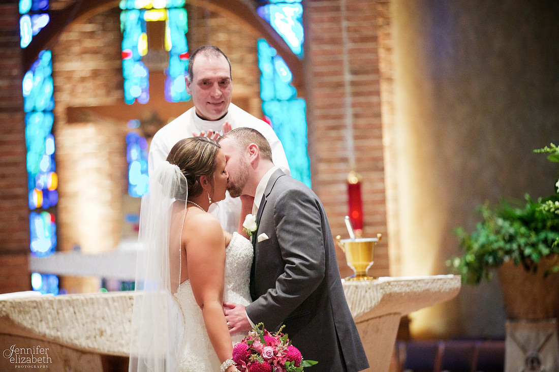 Amanda & Mike: Cleveland, Ohio Wedding