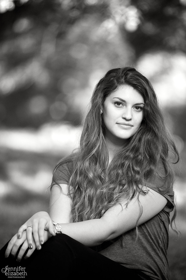 Lily' Senior Session in Goodale Park and the Short North
