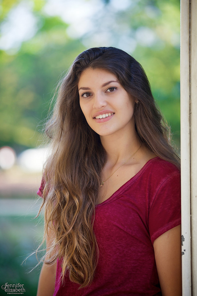 Lily' Senior Session in Goodale Park and the Short North