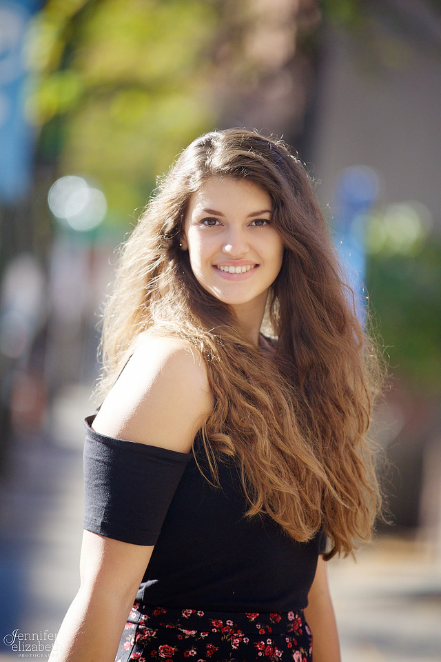 Lily' Senior Session in Goodale Park and the Short North