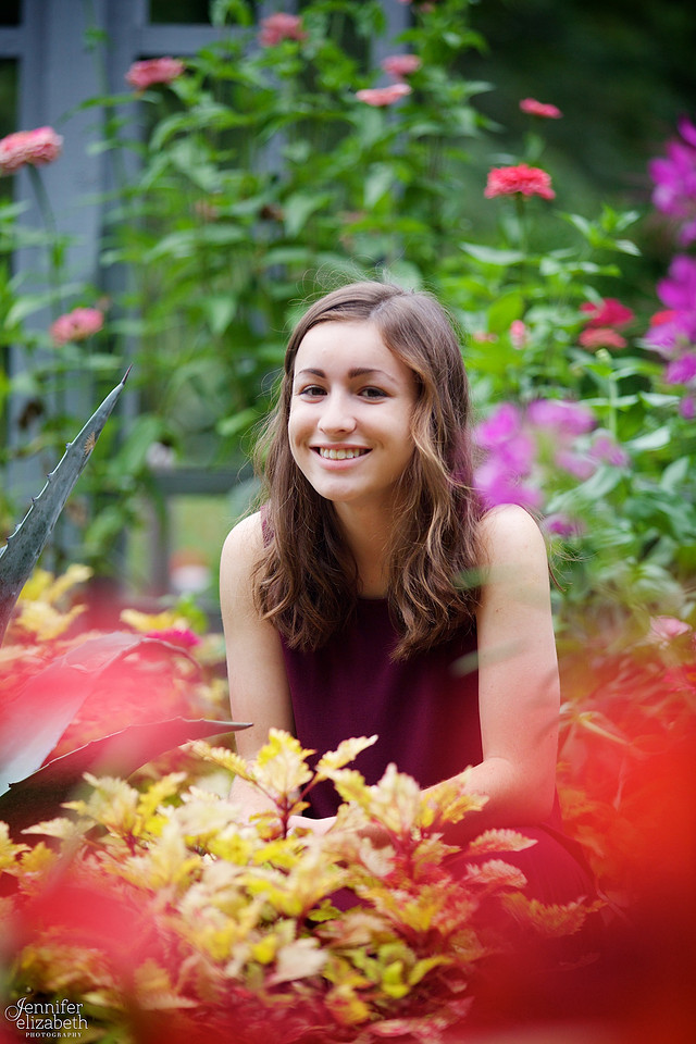 Marissa: Senior Portrait Session at Inniswood Metro Gardens in Westerville, Ohio