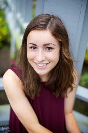 Marissa: Senior Portrait Session at Inniswood Metro Gardens in Westerville, Ohio