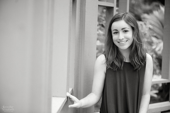 Marissa: Senior Portrait Session at Inniswood Metro Gardens in Westerville, Ohio