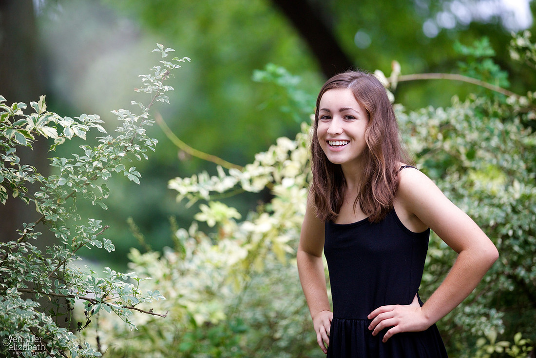 Marissa: Senior Portrait Session at Inniswood Metro Gardens in Westerville, Ohio