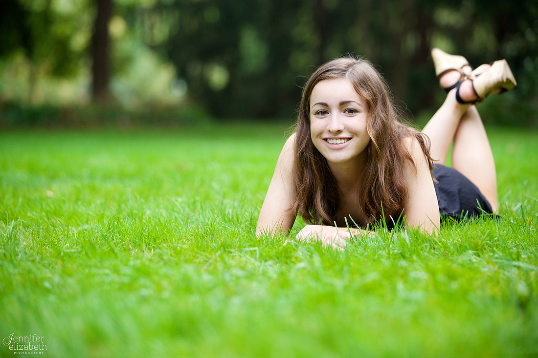 Marissa: Senior Portrait Session at Inniswood Metro Gardens in Westerville, Ohio