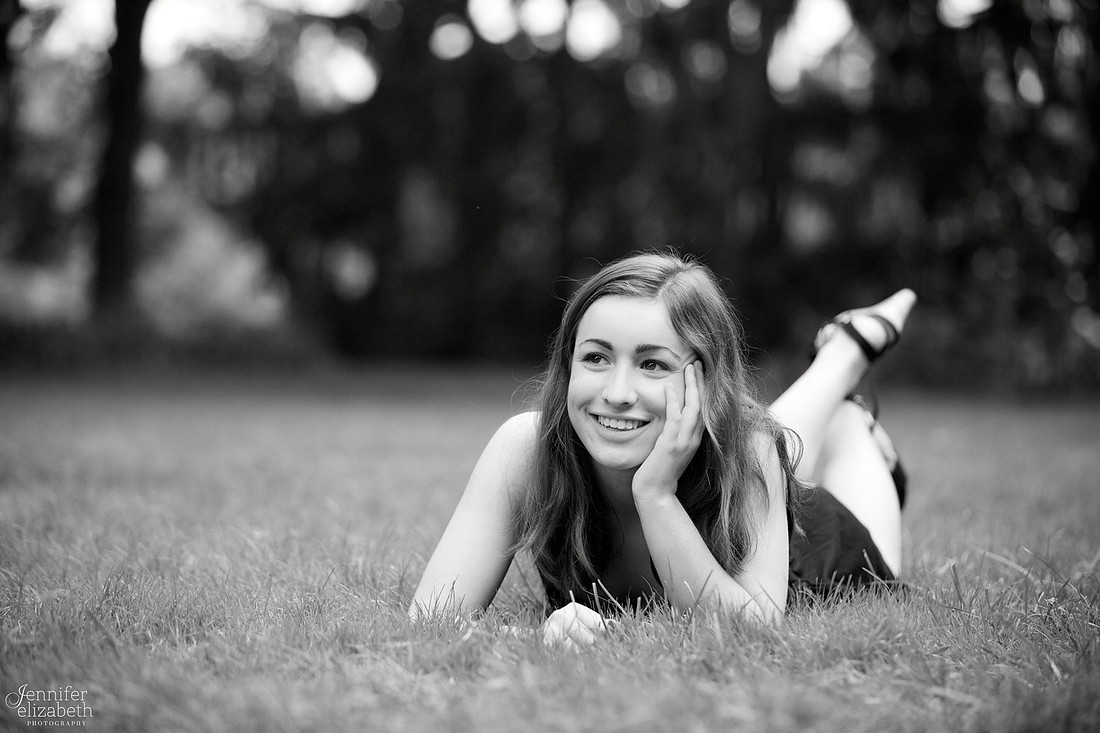 Marissa: Senior Portrait Session at Inniswood Metro Gardens in Westerville, Ohio