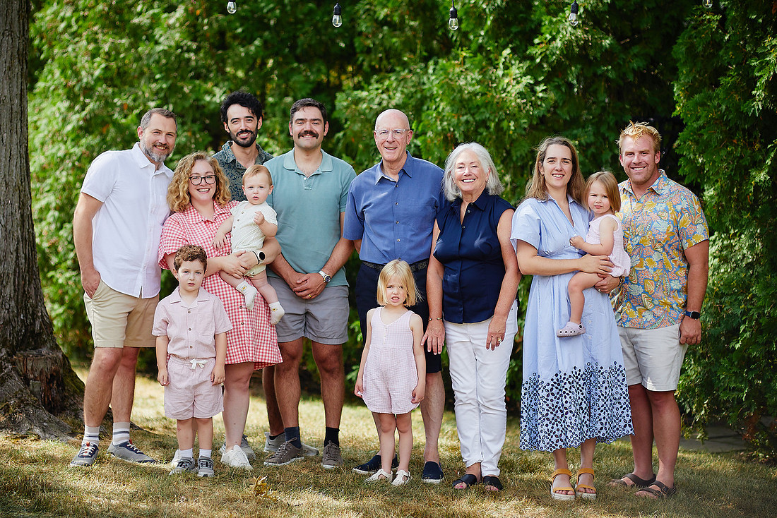 The S Family: Backyard Portrait Session in Lyndhurst