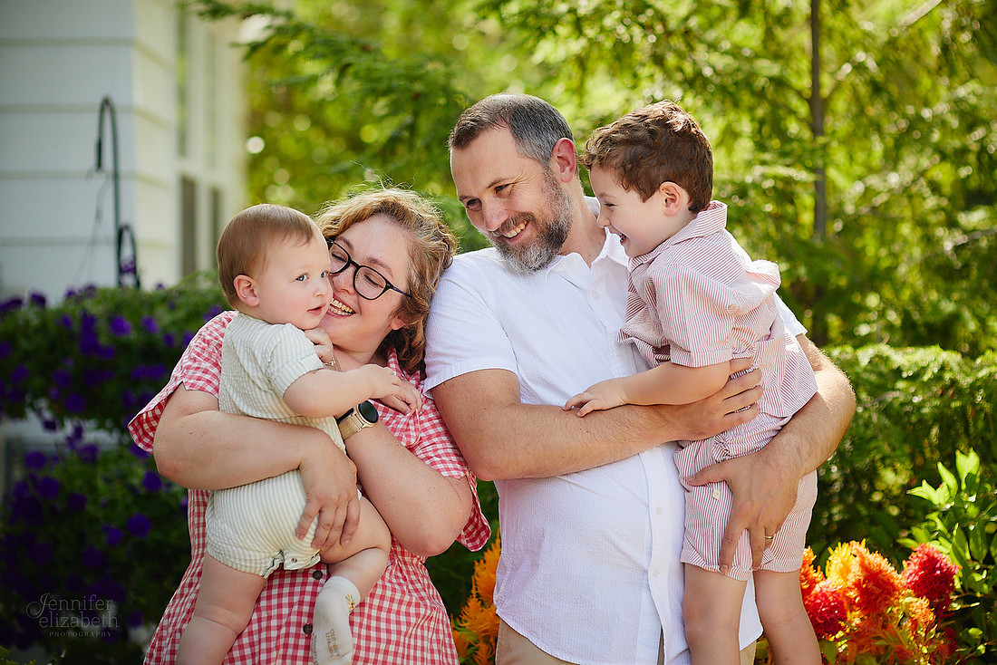The S Family: Backyard Portrait Session in Lyndhurst