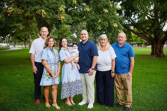 The F/B Family: Portrait Session at Lakewood Park