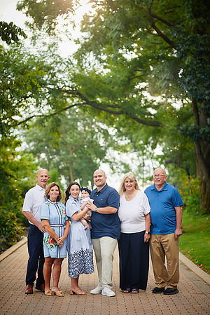 The F/B Family: Portrait Session at Lakewood Park