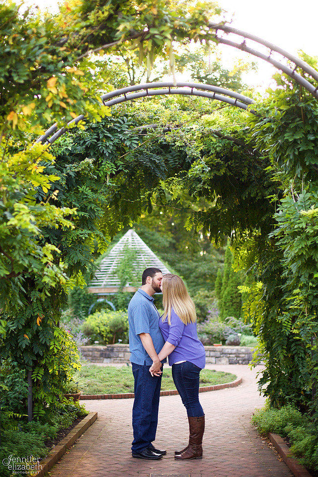 Melissa and Charles: Inniswood Gardens Engagement Session