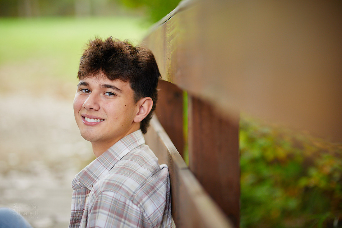 Lucas: Senior Session at Hudson Springs Park