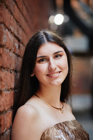 Sofia: Senior Session at the Hyatt Regency Cleveland at The Arcade