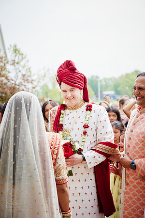 Rutva & Tom: Hindu Wedding at The Lodge at Geneva-on-the-Lake