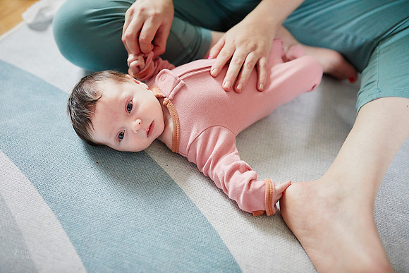 Baby M: Lifestyle At Home Newborn Session in Bay Village