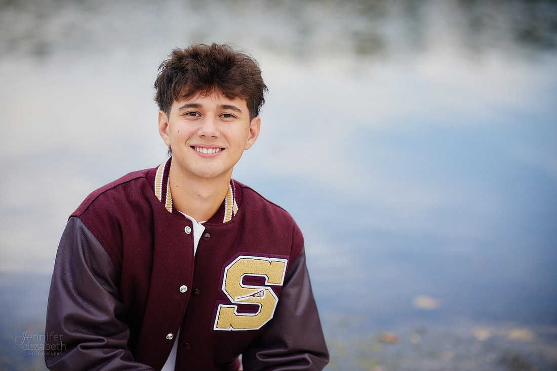 Lucas: Senior Session at Hudson Springs Park