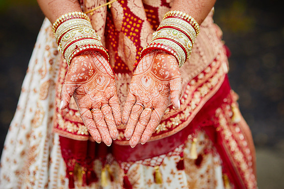 Rutva & Tom: Hindu Wedding at The Lodge at Geneva-on-the-Lake