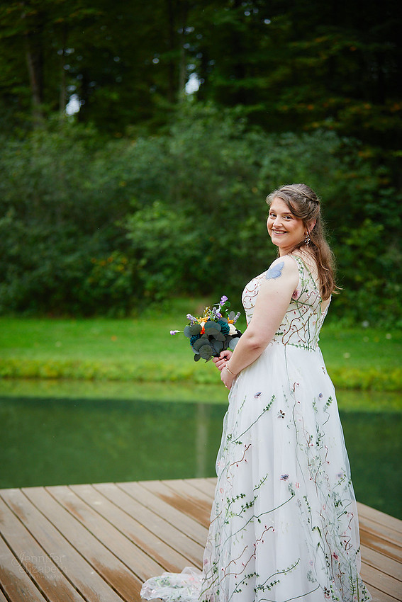 Maria & Matt: Wedding at Kingsville Lodge