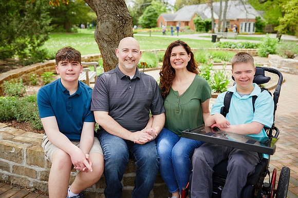 The C Family: Portrait Session at Inniswood Metro Gardens in Westerville