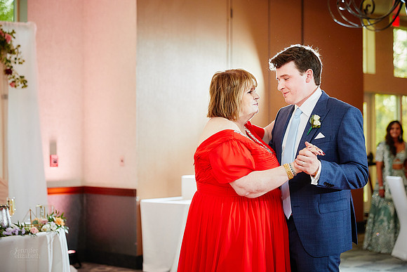Rutva & Tom: Hindu Wedding at The Lodge at Geneva-on-the-Lake