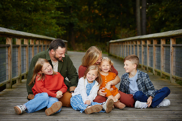 The S Family: Portrait Session in Middleburg Heights