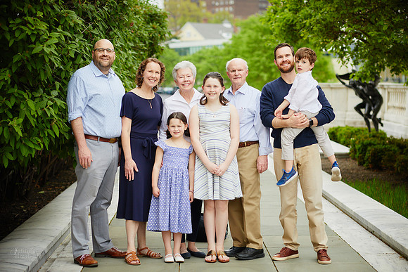 The L Family: Portrait Session at Wade Lagoon and the Cleveland Museum of Art
