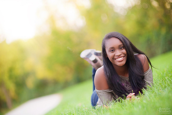 Kiara: Senior Portrait Session in Worthington, Ohio