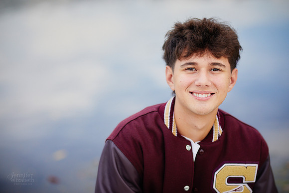 Lucas: Senior Session at Hudson Springs Park