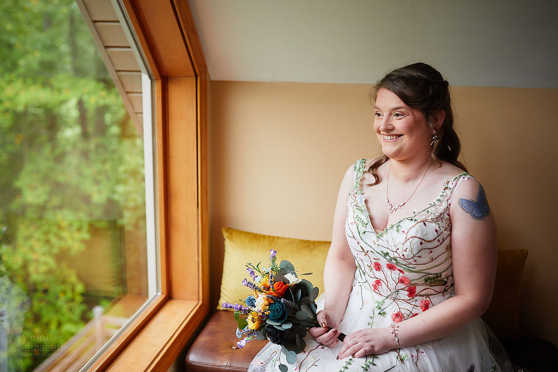Maria & Matt: Wedding at Kingsville Lodge