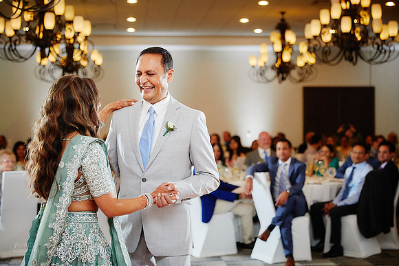 Rutva & Tom: Hindu Wedding at The Lodge at Geneva-on-the-Lake