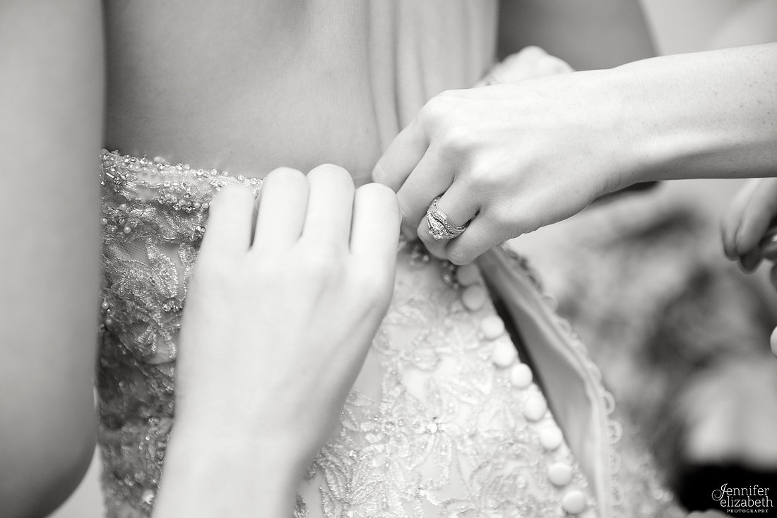 Tory & Hugh: November Wedding in Columbus, Ohio