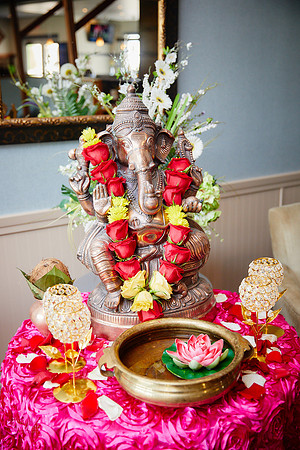 Rutva & Tom: Hindu Wedding at The Lodge at Geneva-on-the-Lake